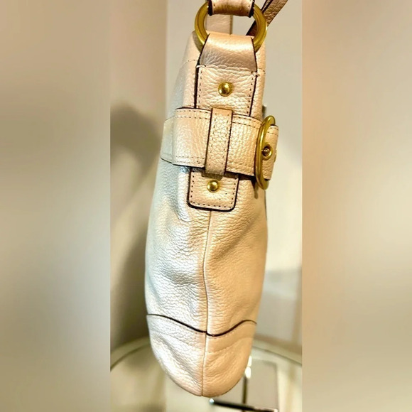 Gently Used COACH Tan Leather Soho Shoulder Bag - Picture 4 of 8